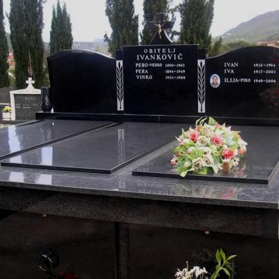 Visedjelne Grobnice 30